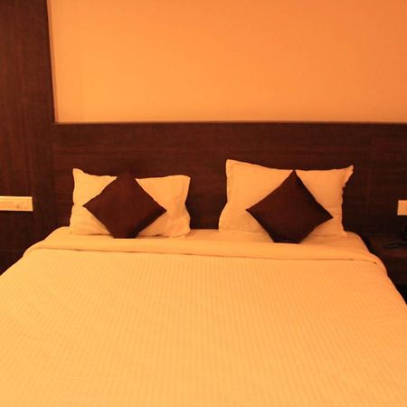 קומבאקונאם Temple Stays - Friendliness & Cleanliness Room מראה חיצוני תמונה